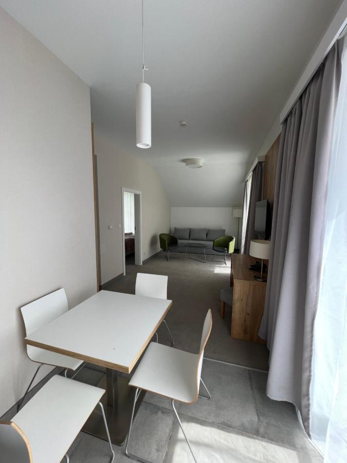 Aparthotel Apartamenty Czarna Gora 320 Sienna  Ngoại thất bức ảnh